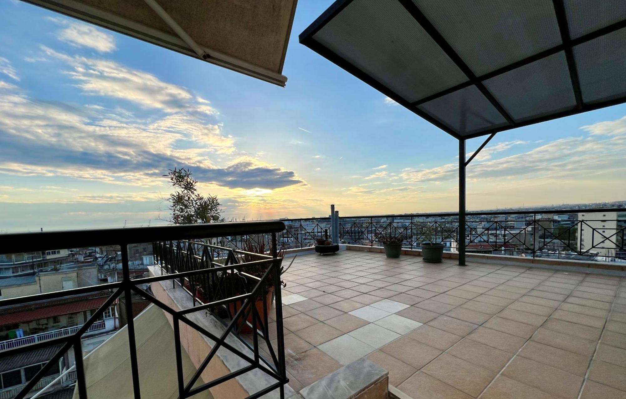 180° Rooftop View Thessaloniki Buitenkant foto